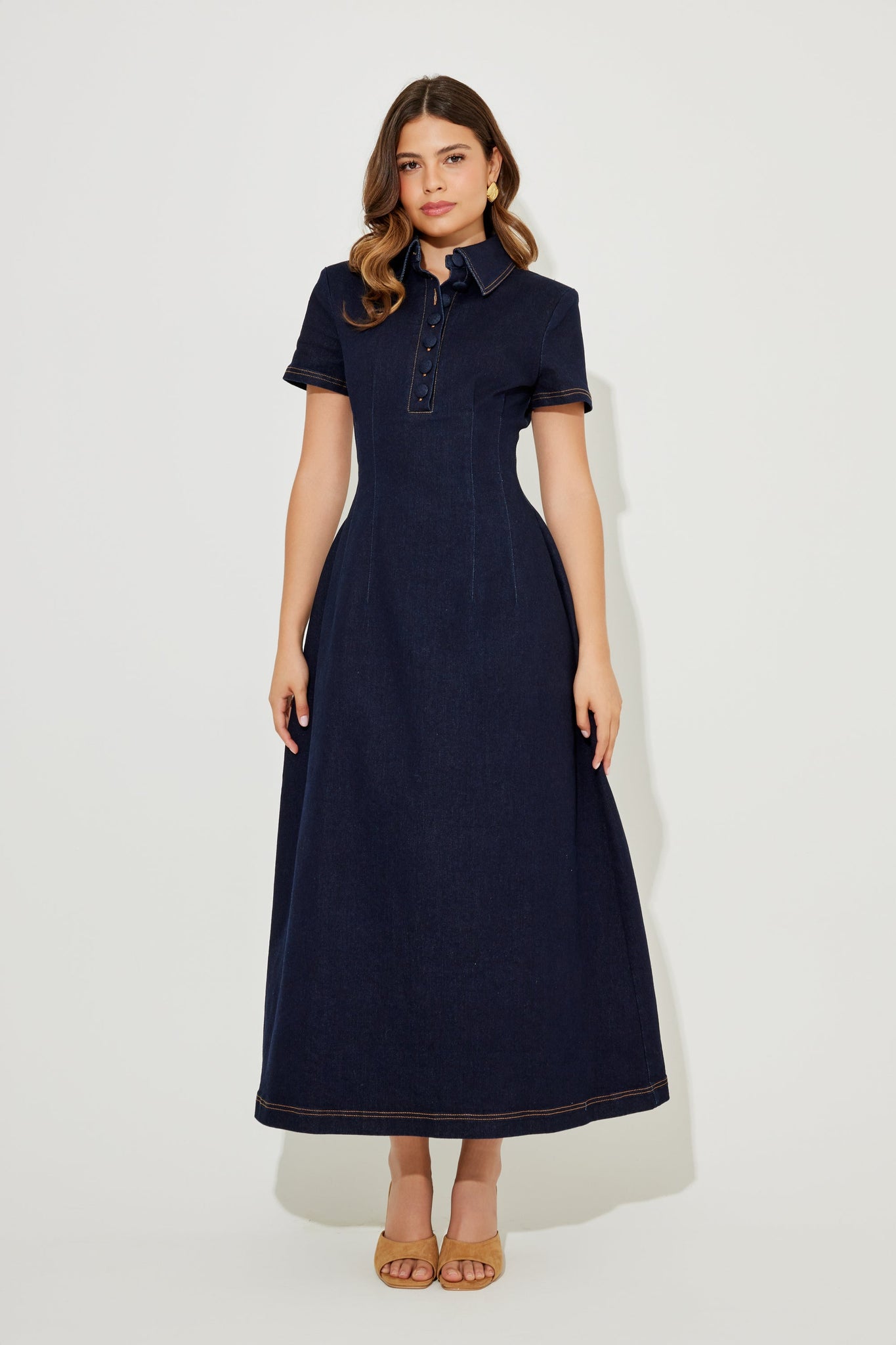 Casual Sophisticated Midi Dress
